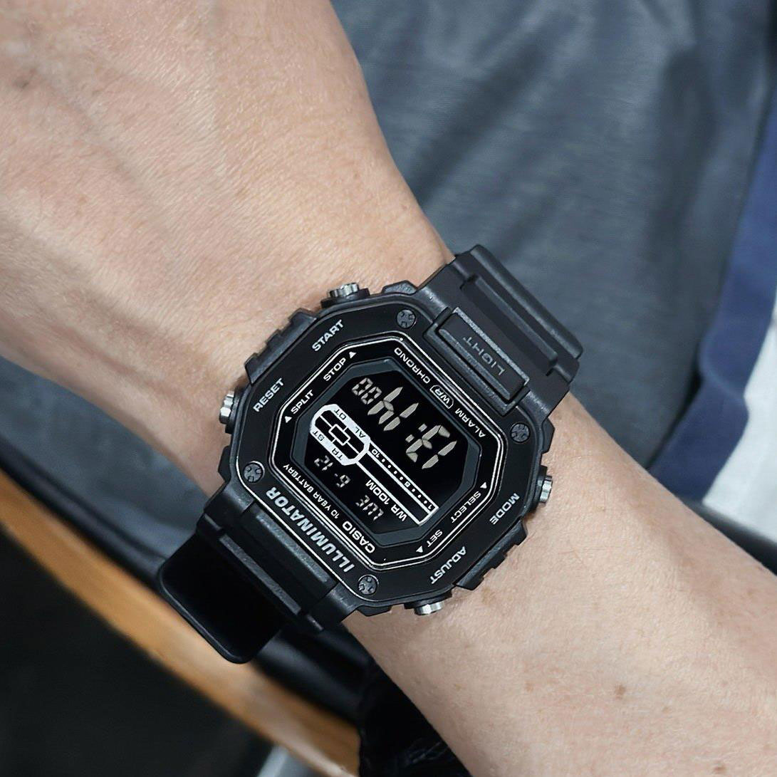 ساعت مچی کاسیو مدل CASIO MWD-110HB-1B